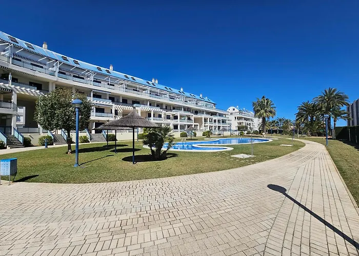 Marinas De * دينايا